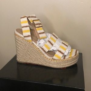 Wedge sandals
